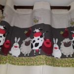 décoration chambre d'enfant rideaux évolutifs avec bande aux motifs animaux de la ferme Couture Cécile Créations